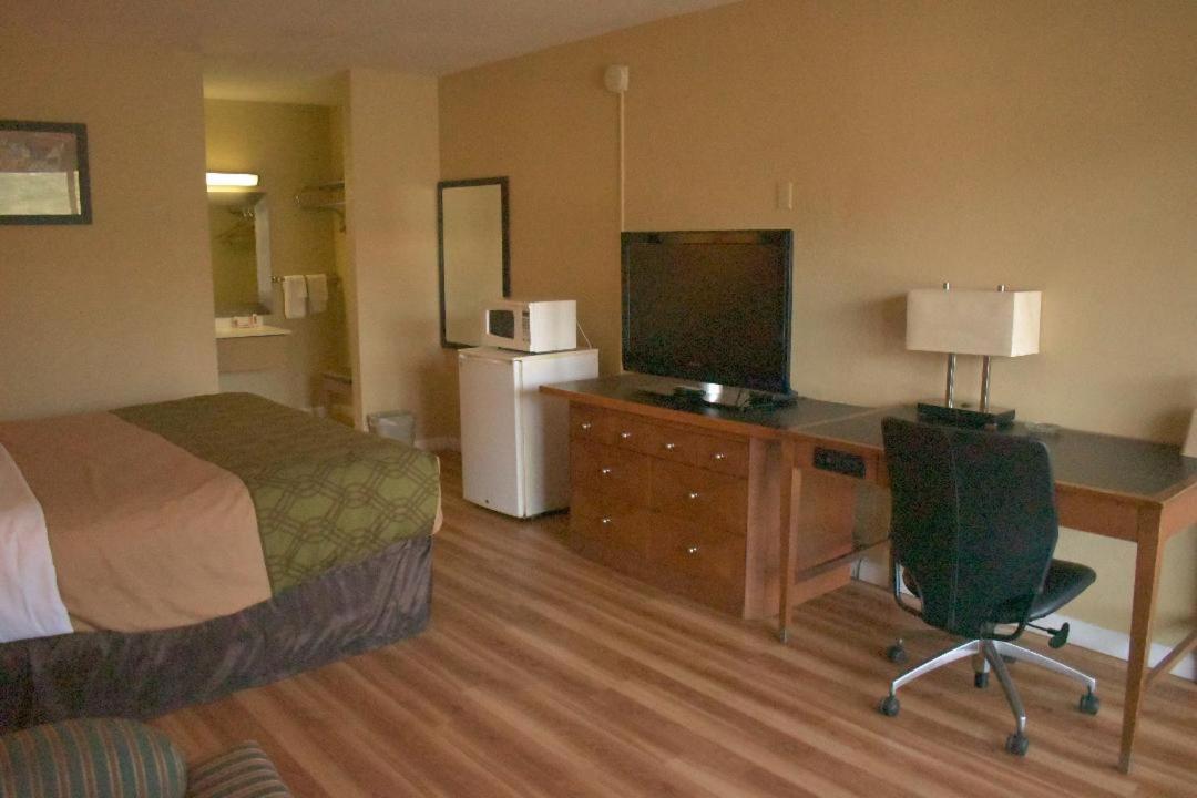 Amerivu Inn-Gilbertsville Buitenkant foto